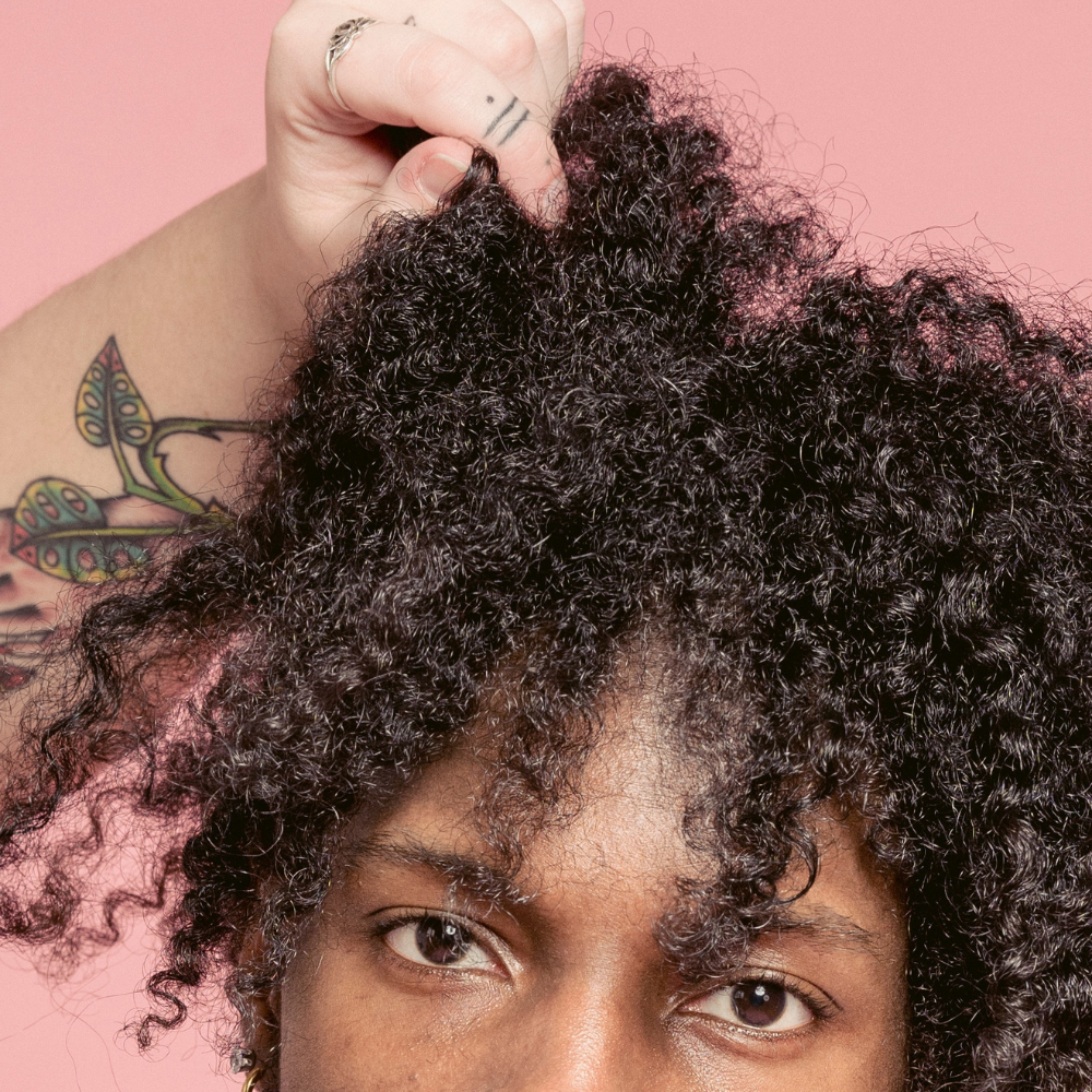 Does dry shampoo cause hair loss?