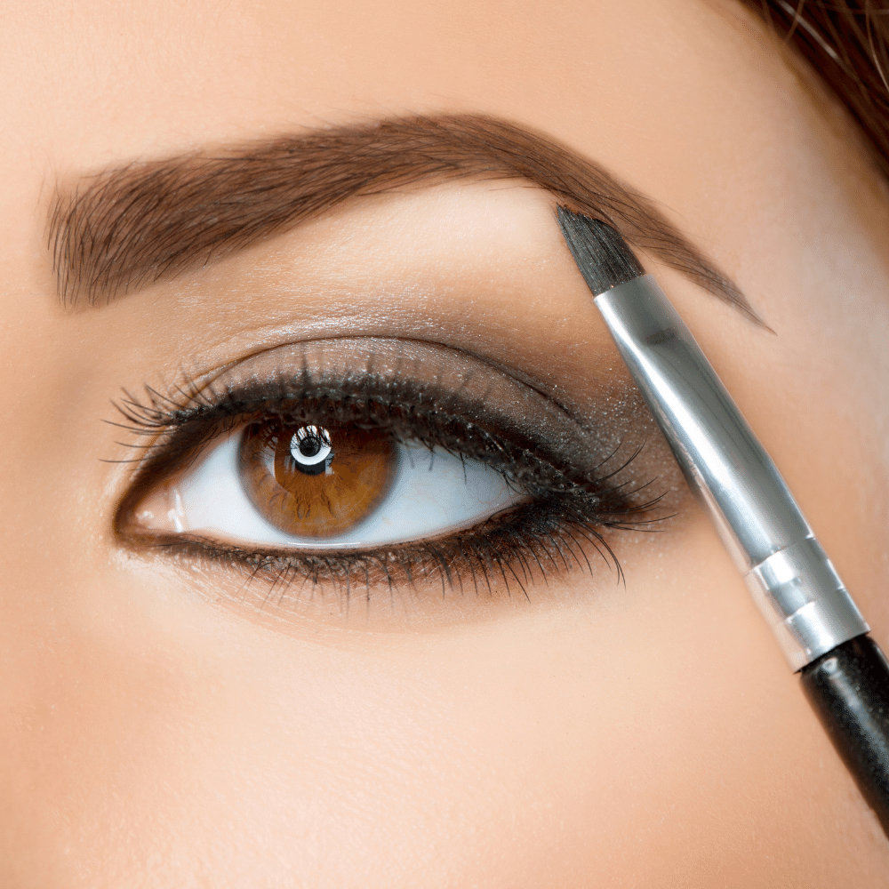 Clear Mascara for Your Eyelashes and Brows