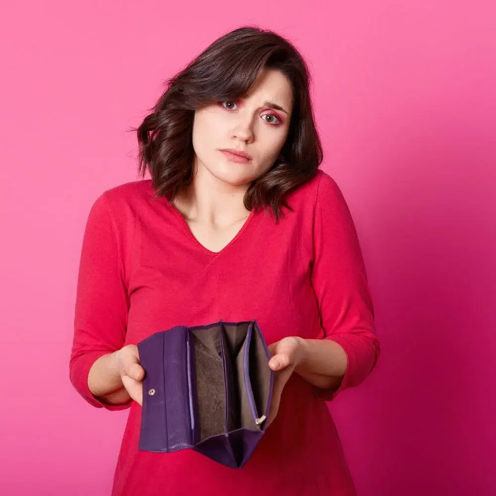 How does a One-Piece Wallet compare to different wallet styles?