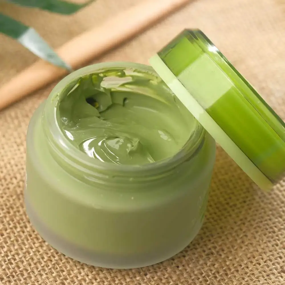 green clay face mask for blackheads