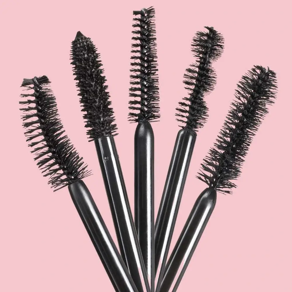 different types of mascara brushes