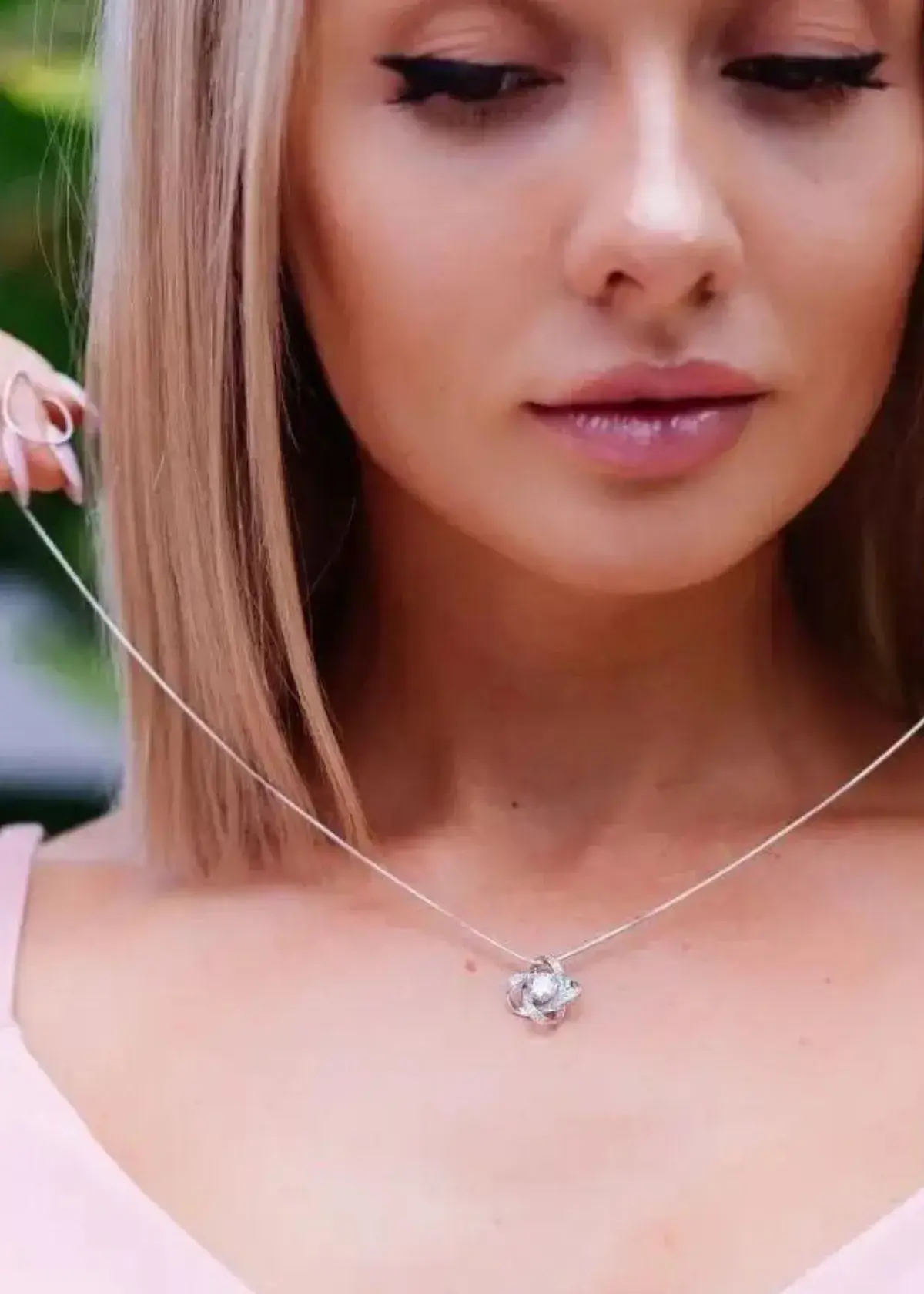 How to Choose the best Half Chain Half Pearl Necklace?