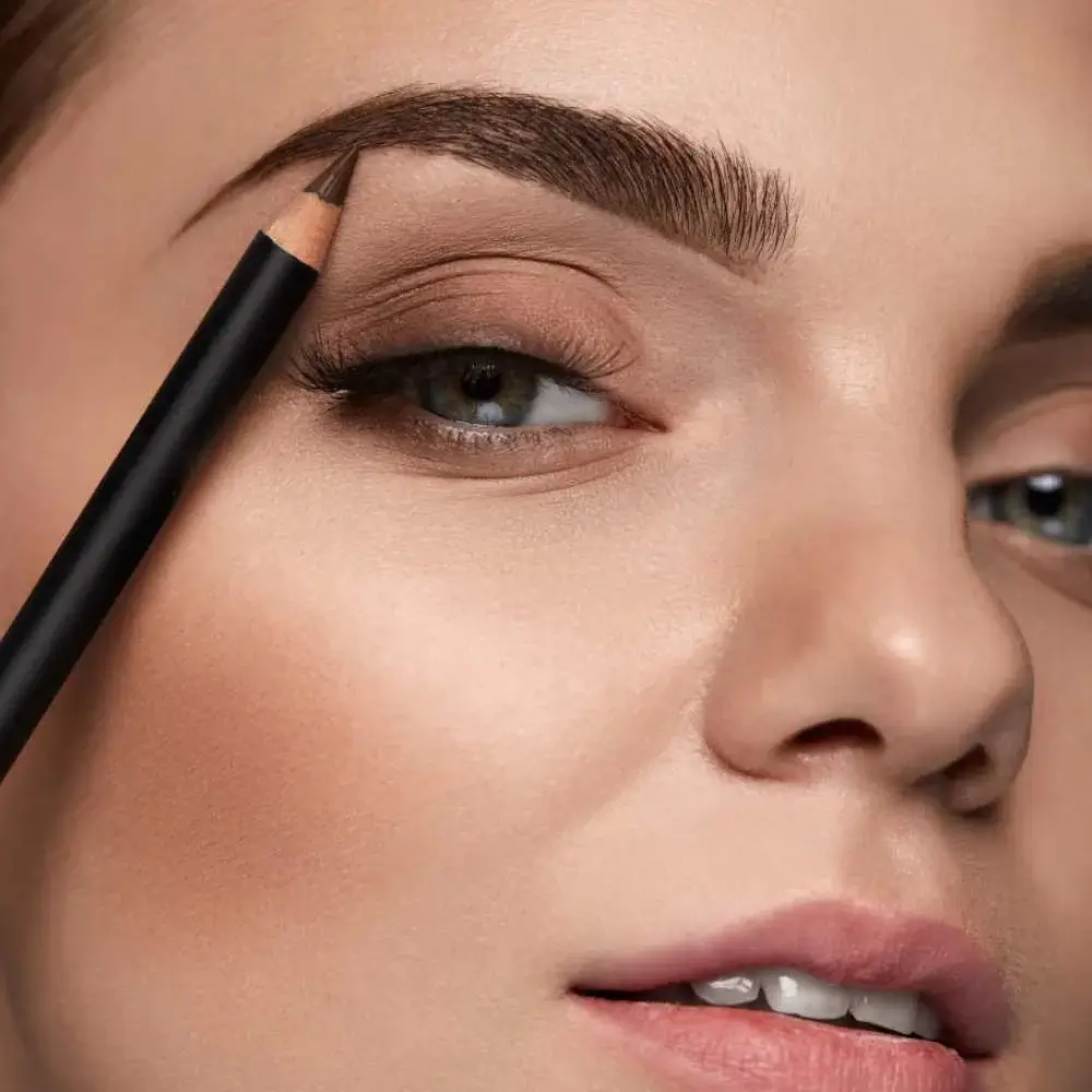 Achieve smudge-proof brows with the best pencil