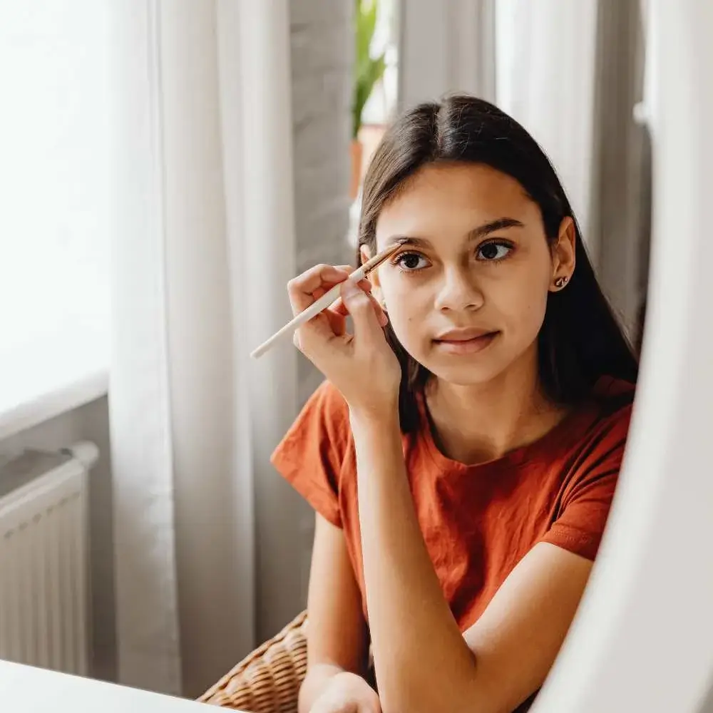 Perfect brows achieved using drugstore eyebrow pencil