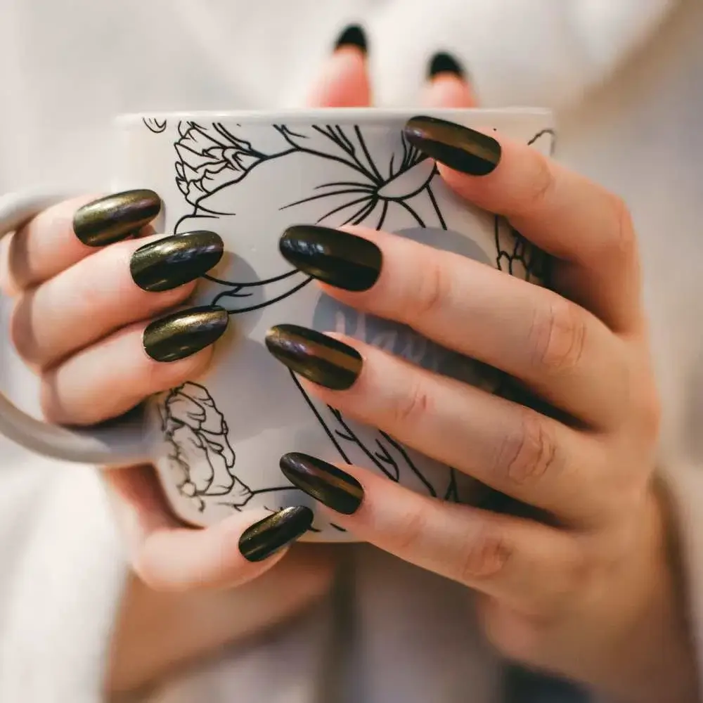 Black Nails