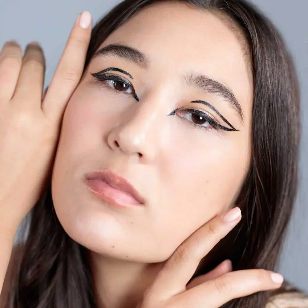eyeliner makeup