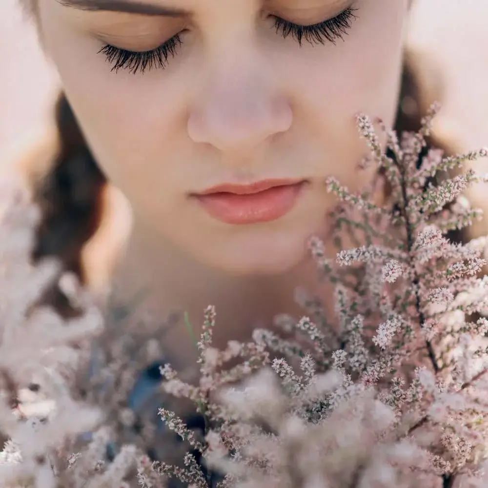 Get picture-perfect lashes with top-rated primers