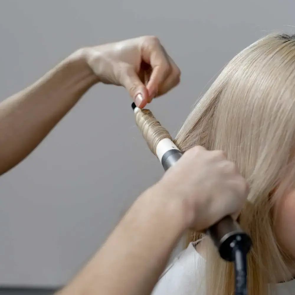 Achieve salon-quality results at home with this curling iron for fine hair