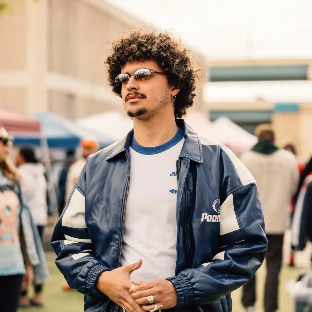 What Ingredients Should You Look for in a Shampoo for Curly Hair Men?