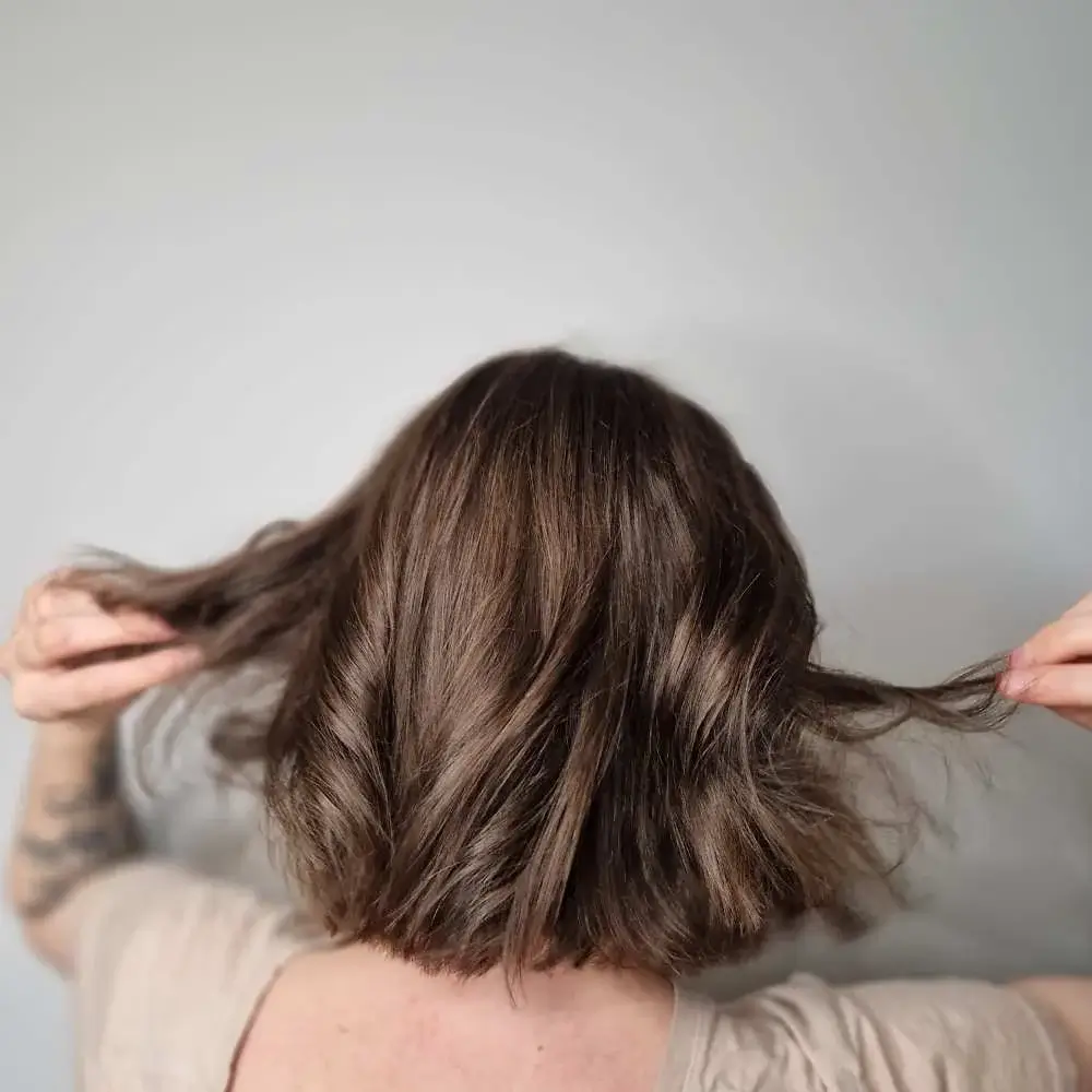 after using anti-itch shampoo, showing improved scalp health