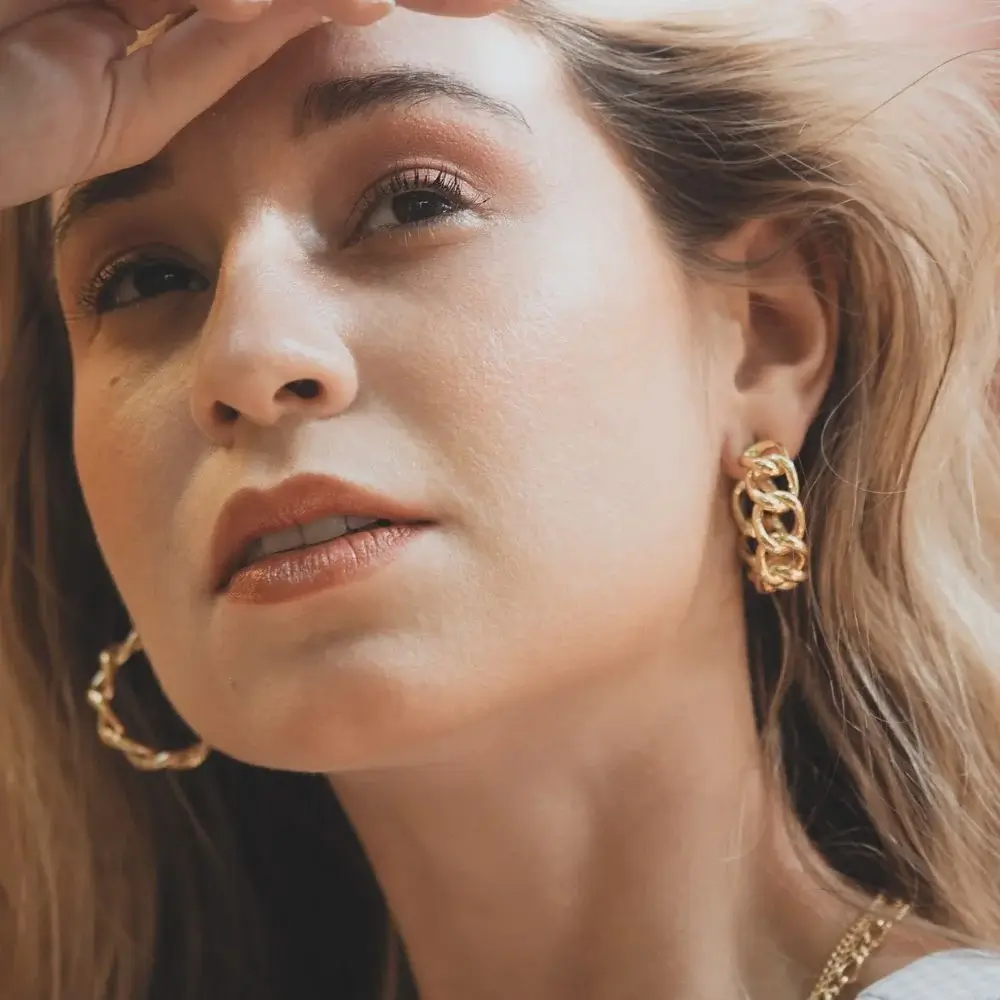 How to find the Right Crab Earrings?