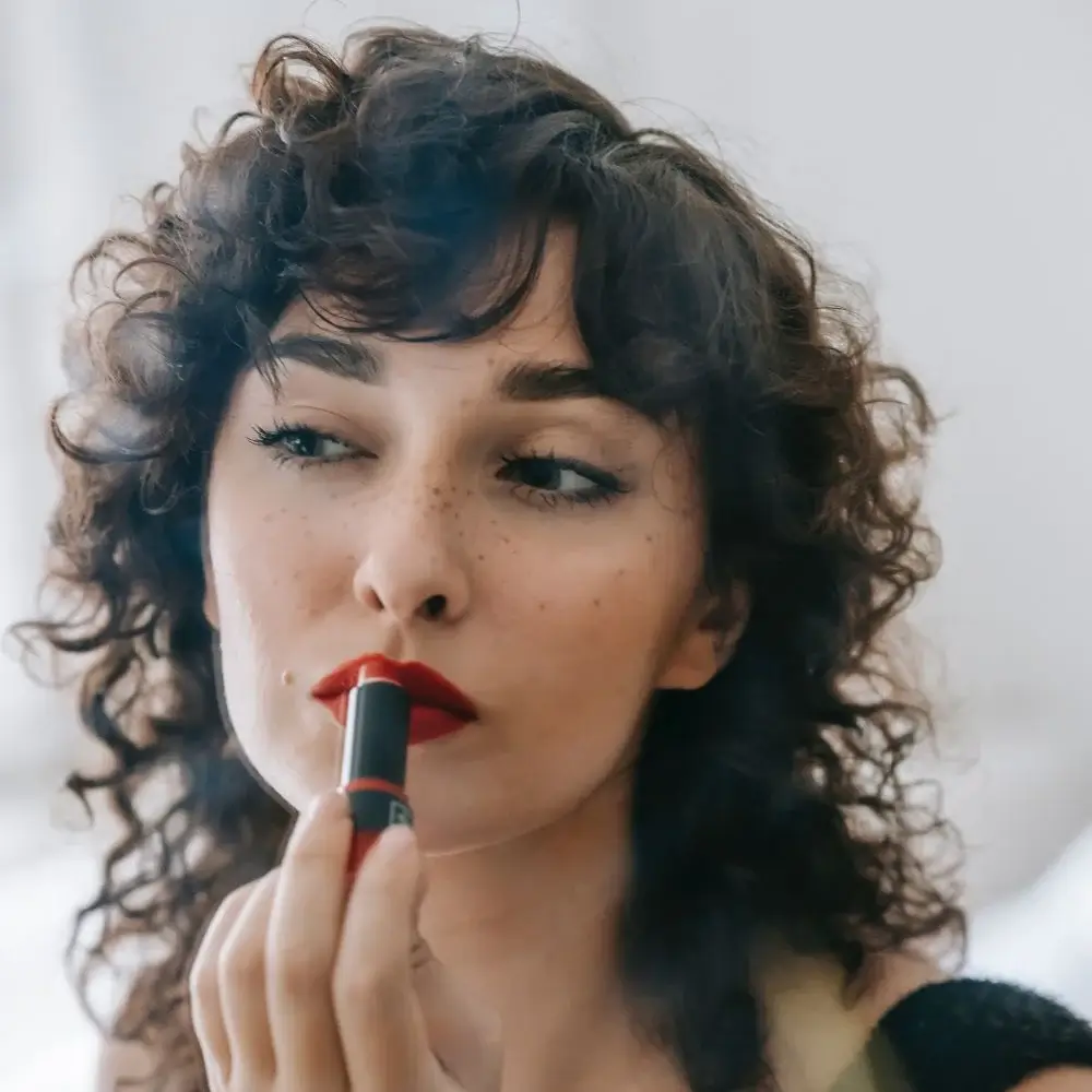 How do you Make Lead-Free Lipstick Drugstore?