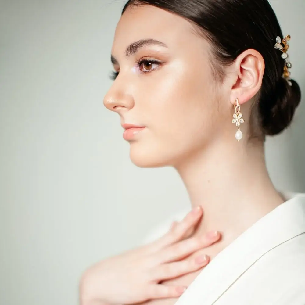 How to wear Crab Earrings?