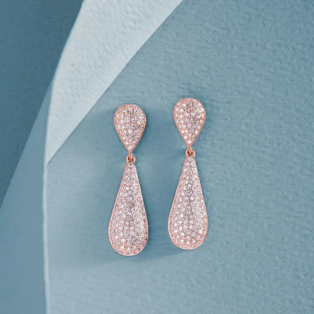 What are authentic Navajo pearl earrings made of?