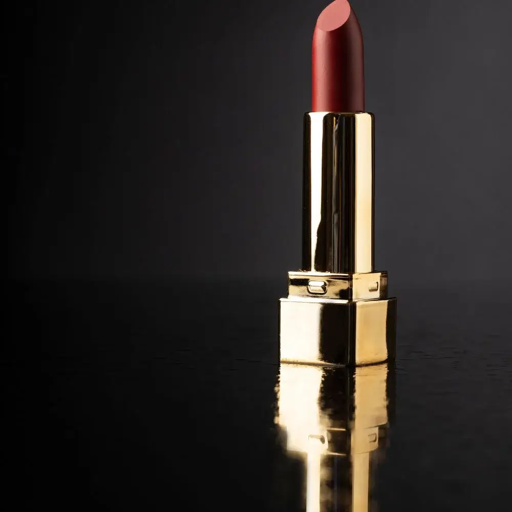 How Can I Choose the Right Shade of Lipstick for My skin tone at the Drugstore?