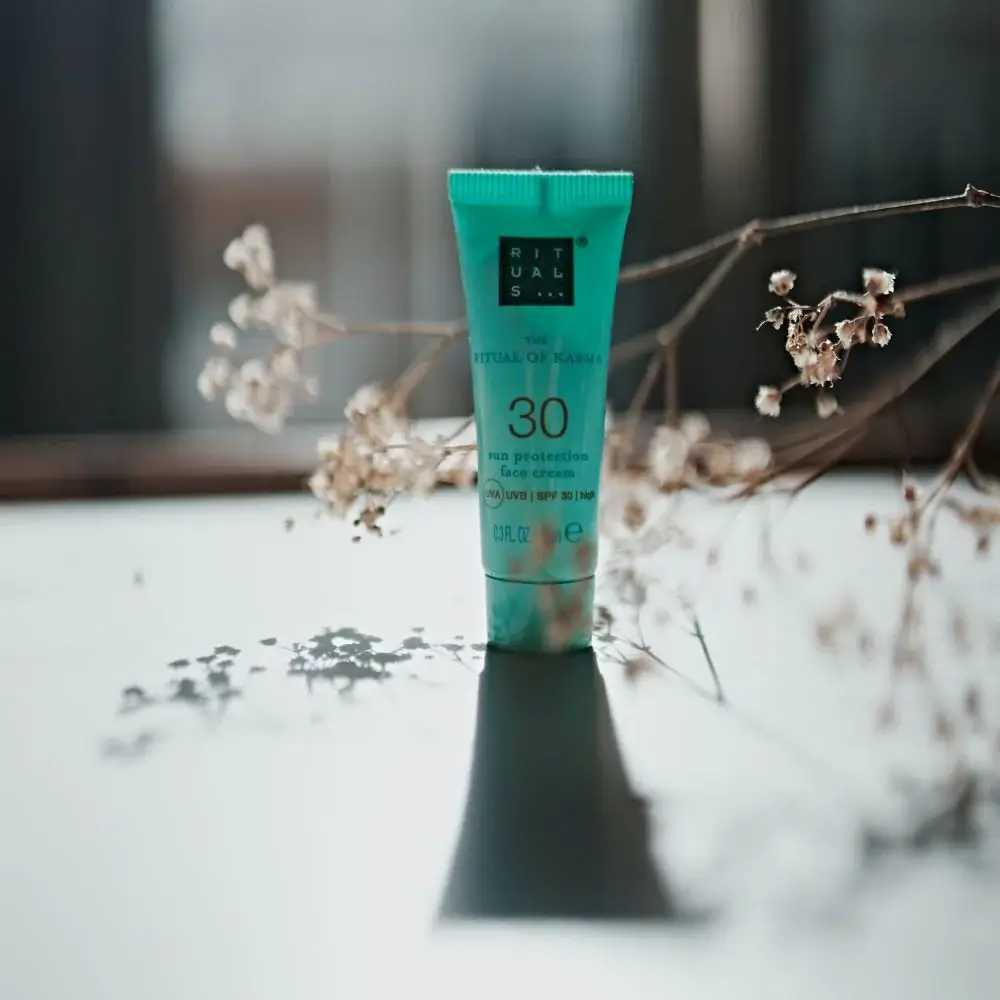 Is SPF 30 or 50 better for tanning?