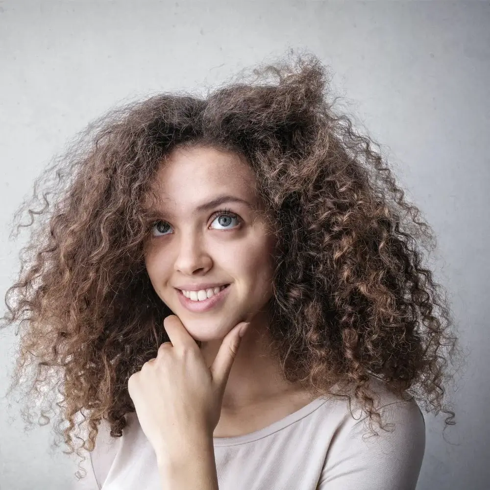 How to choose the right blow dryer for curly hair?