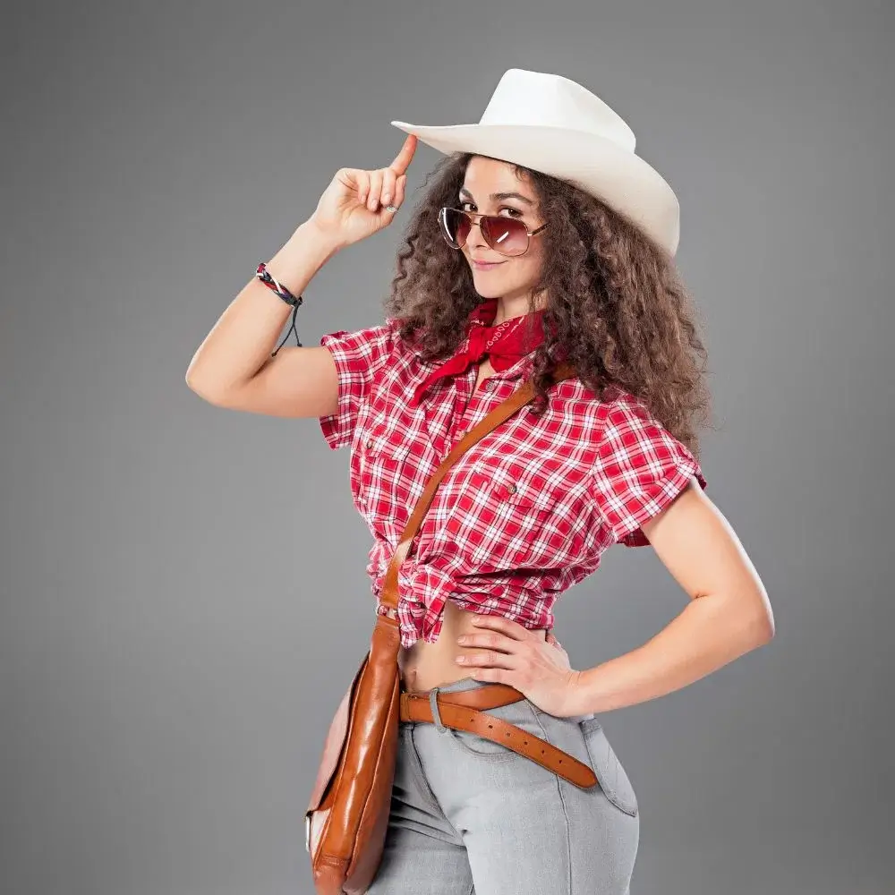 What is the purpose of cowboy boots necklace?