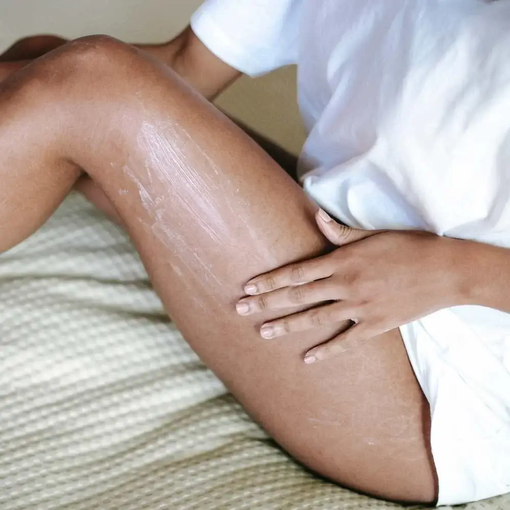 Skin-rejuvenating moisturizing lotion