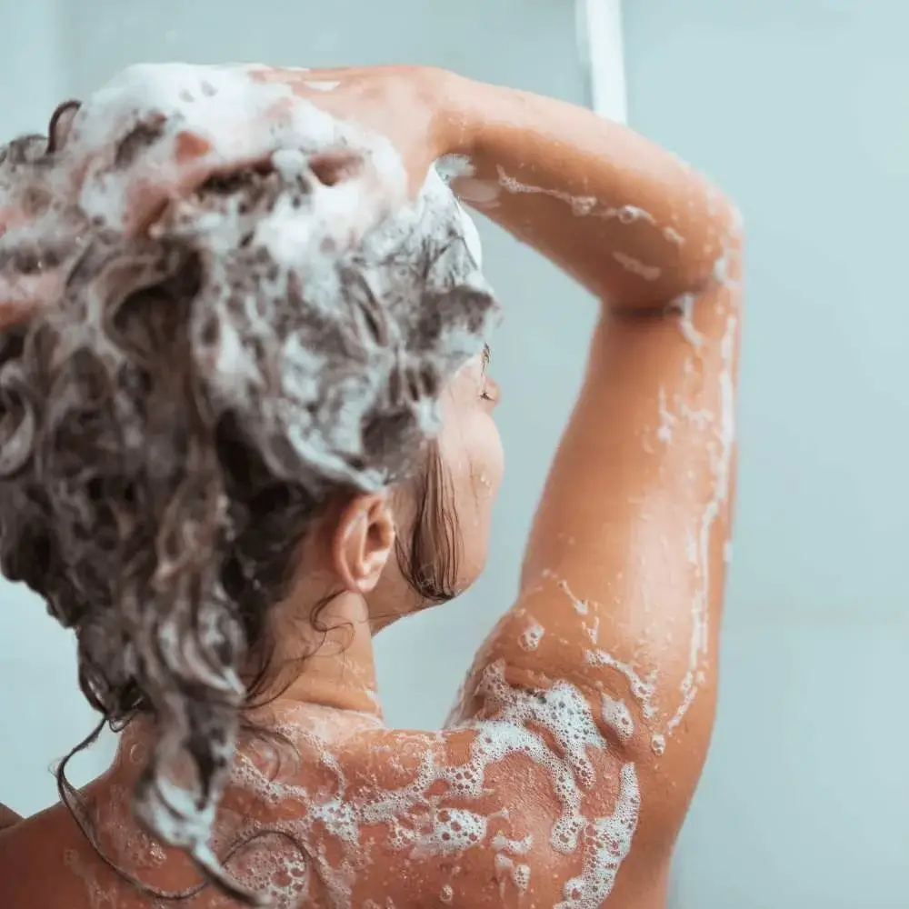 Effective deep-cleaning shampoo