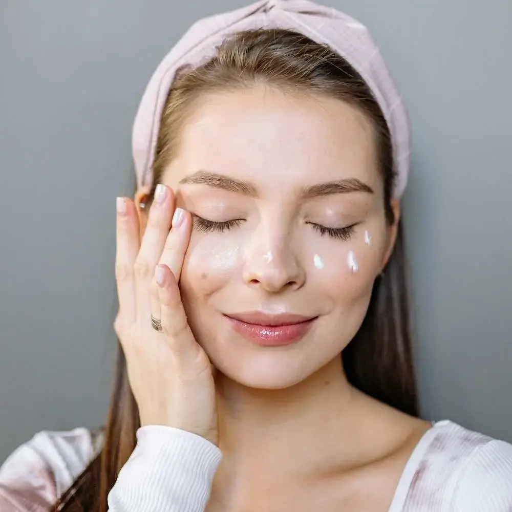 Hydrating eye cream application