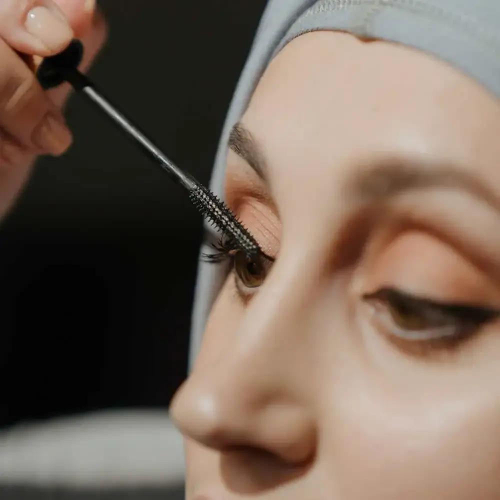 curling mascara for dramatic eyes