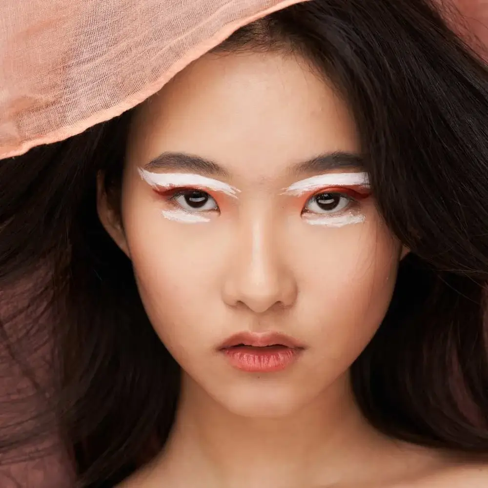 Classic Japanese Eyeliner look