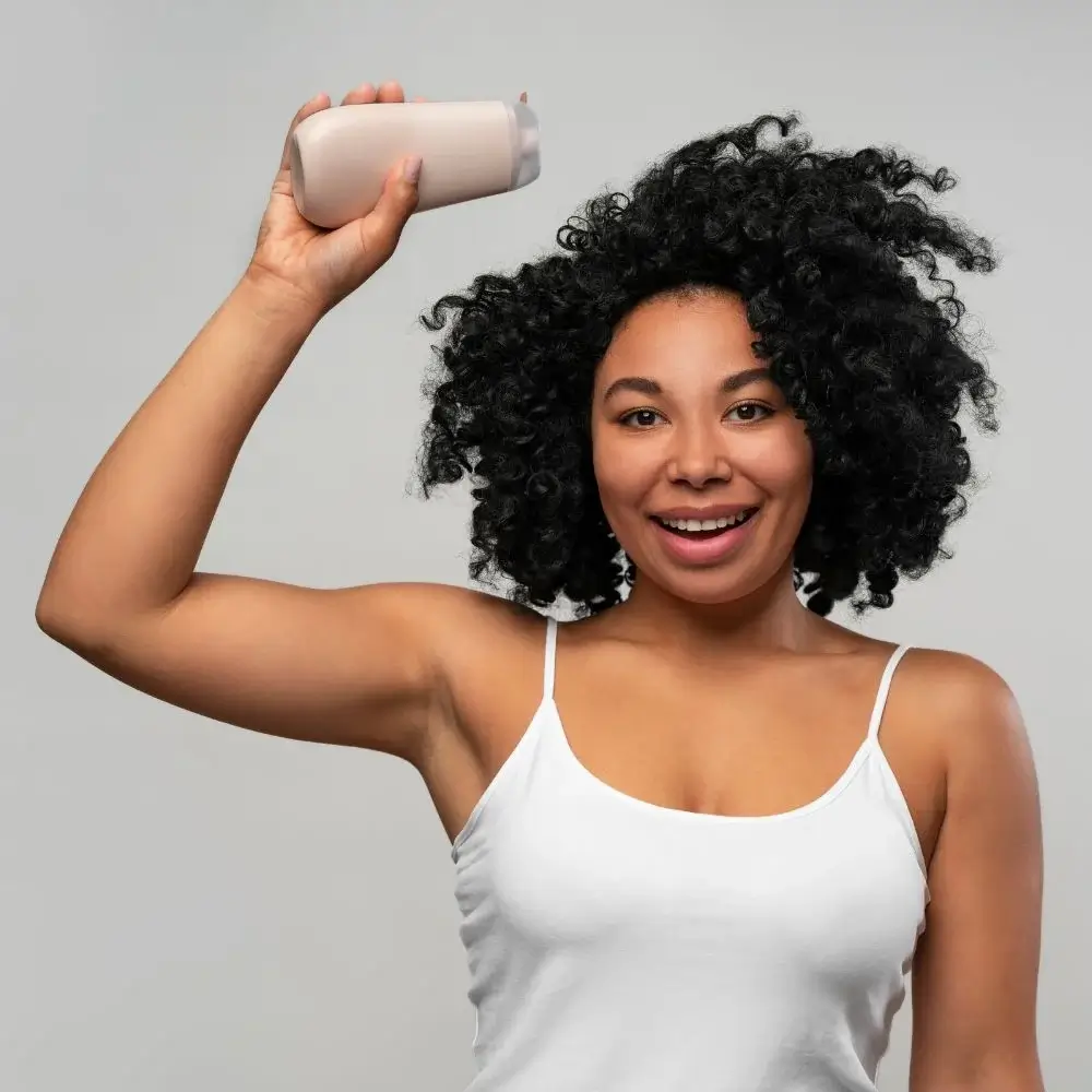 What factors make a dandruff shampoo suitable for African American hair?