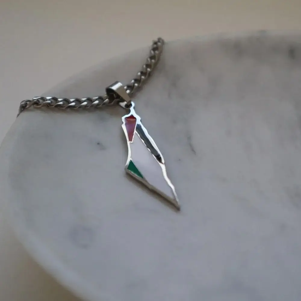 What are the Palestine necklace symbolize?