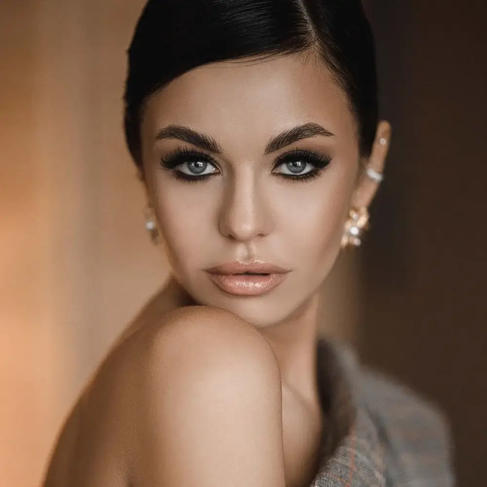 What is the purpose of a nutcracker Earring?