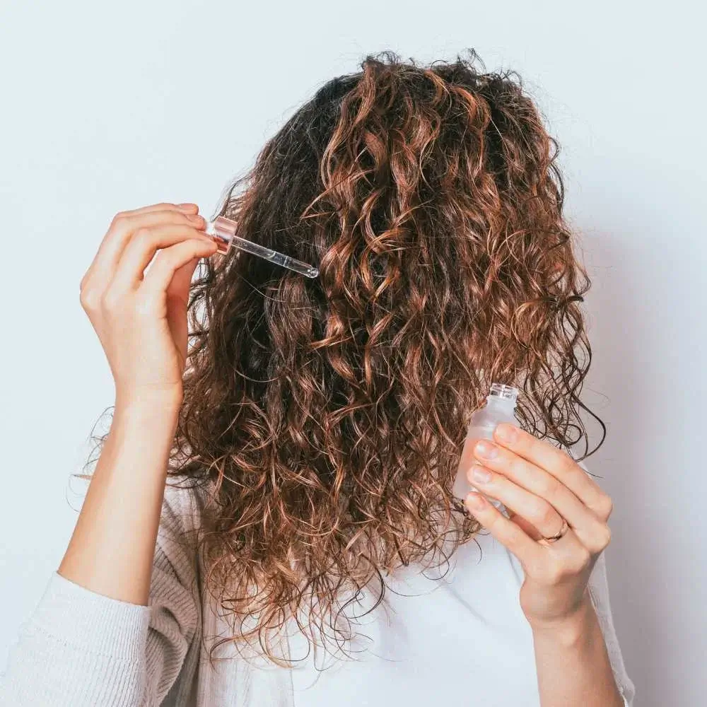 Lightweight curl booster