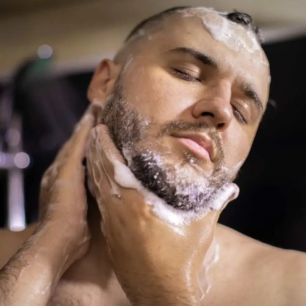 Softens and strengthens facial hair