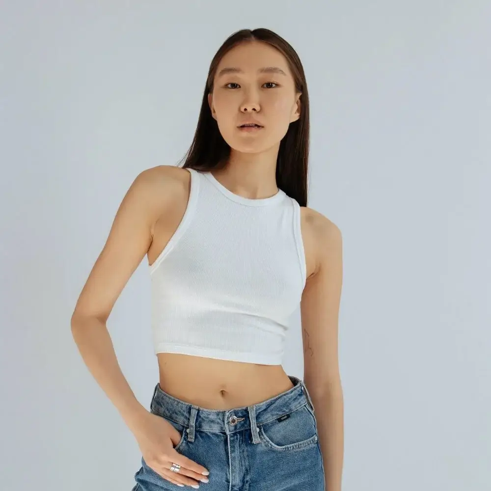 Does Amazon offer tank tops in various sizes and colors?