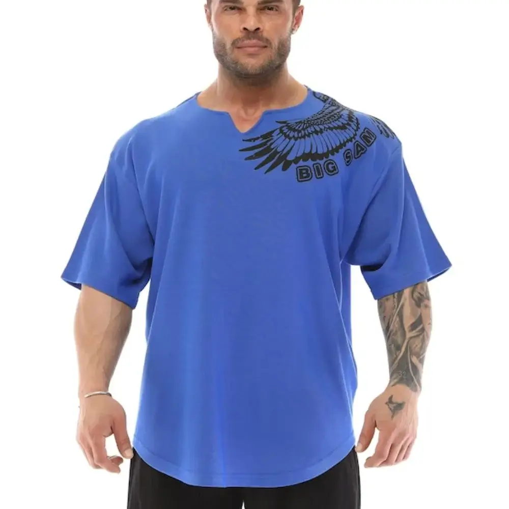 How do I choose the right oversized gym shirt?