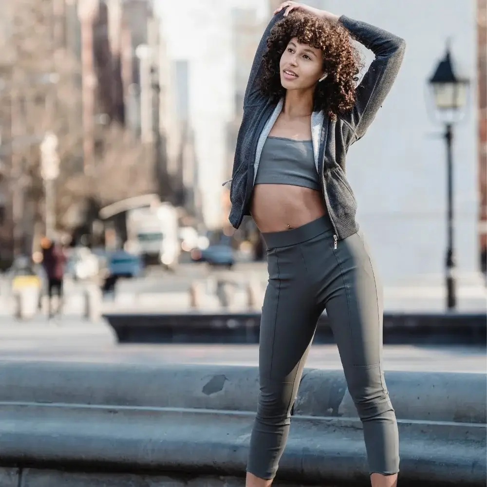 How do I choose the right leggings with pockets?