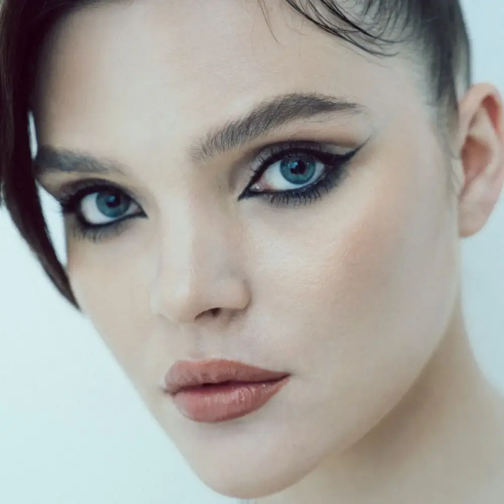 How do you choose the best Cat eye lashes?