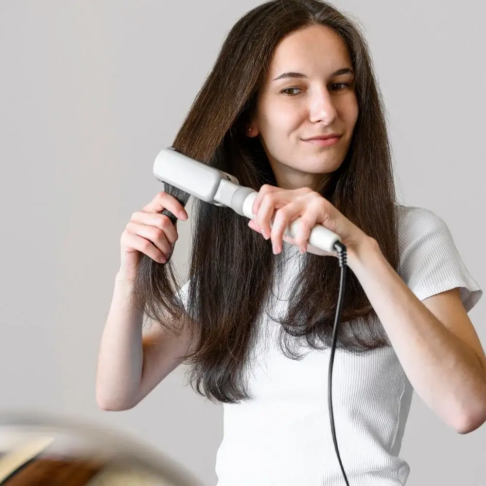 How to choose the perfect hair straightening spray?