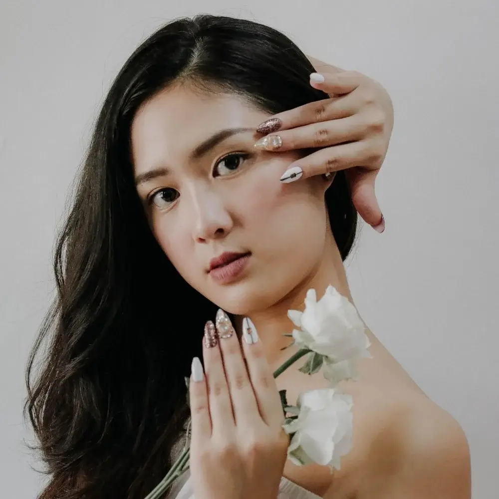 How to choose the best luxury nails?