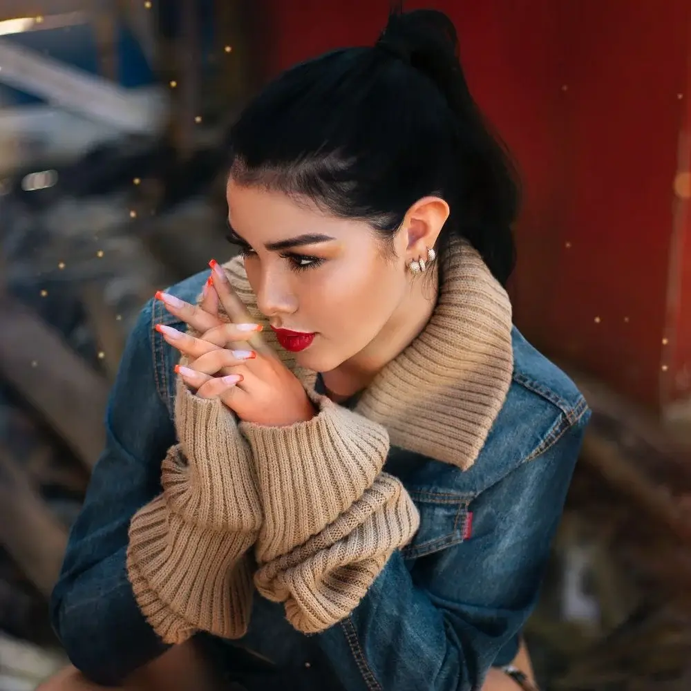 How do I use a BIAB nail kit?