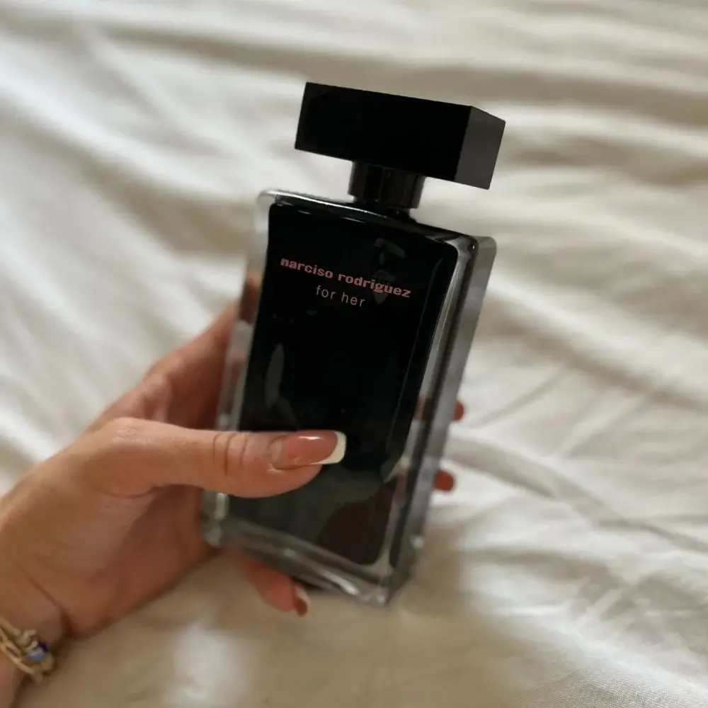 How do I choose the right oud perfume?