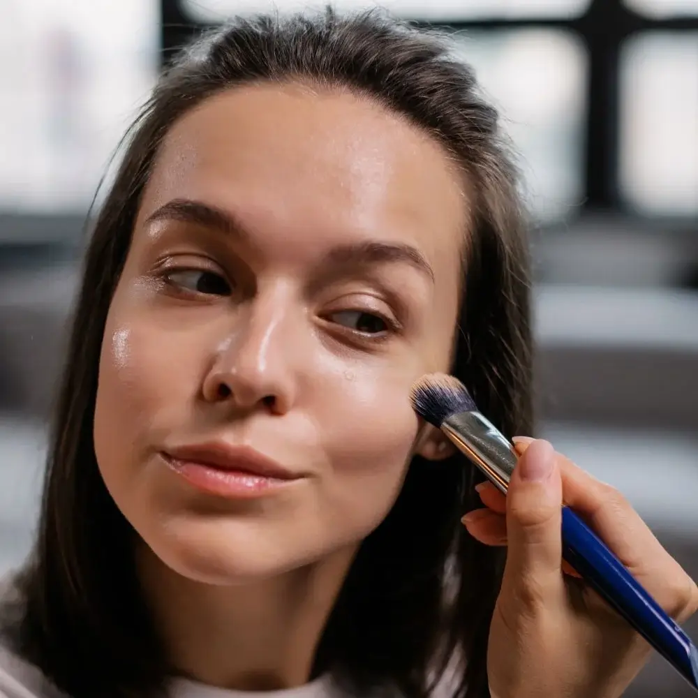 How to do makeup over acne scars?