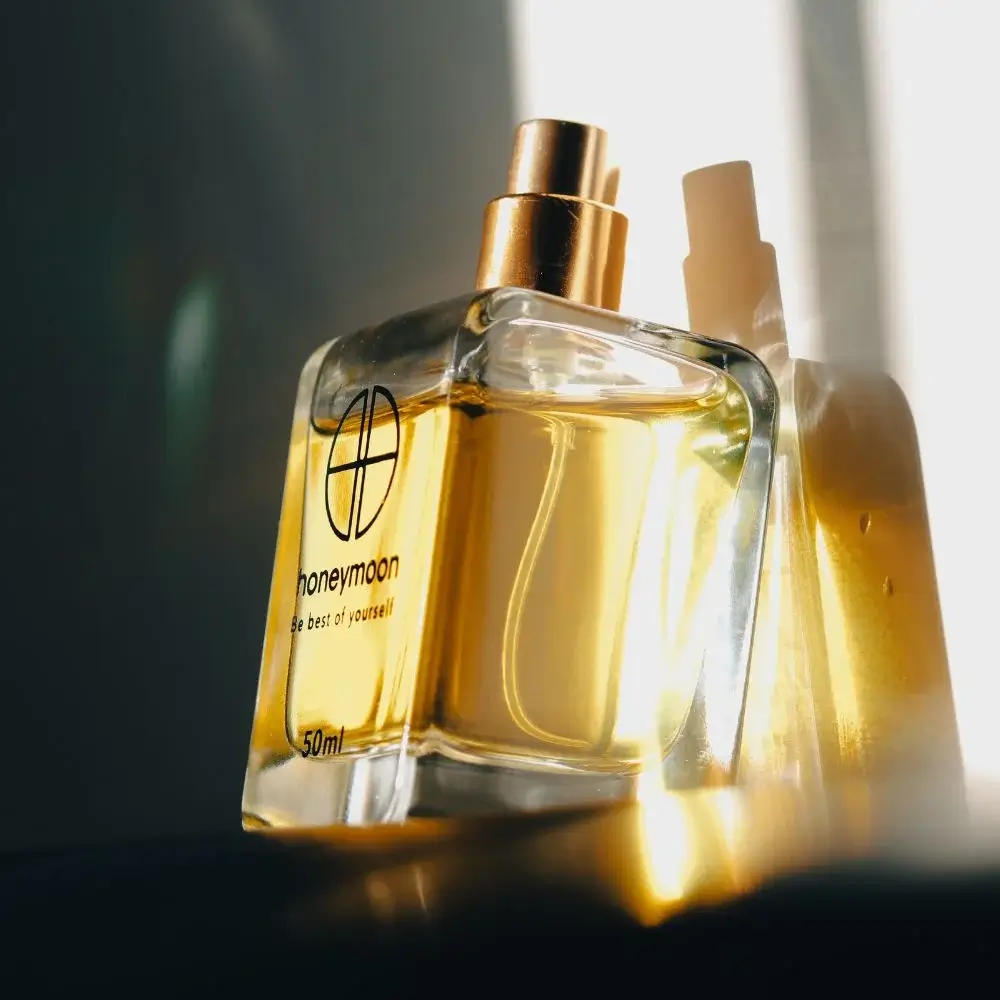 How do I choose the right parfume for women?