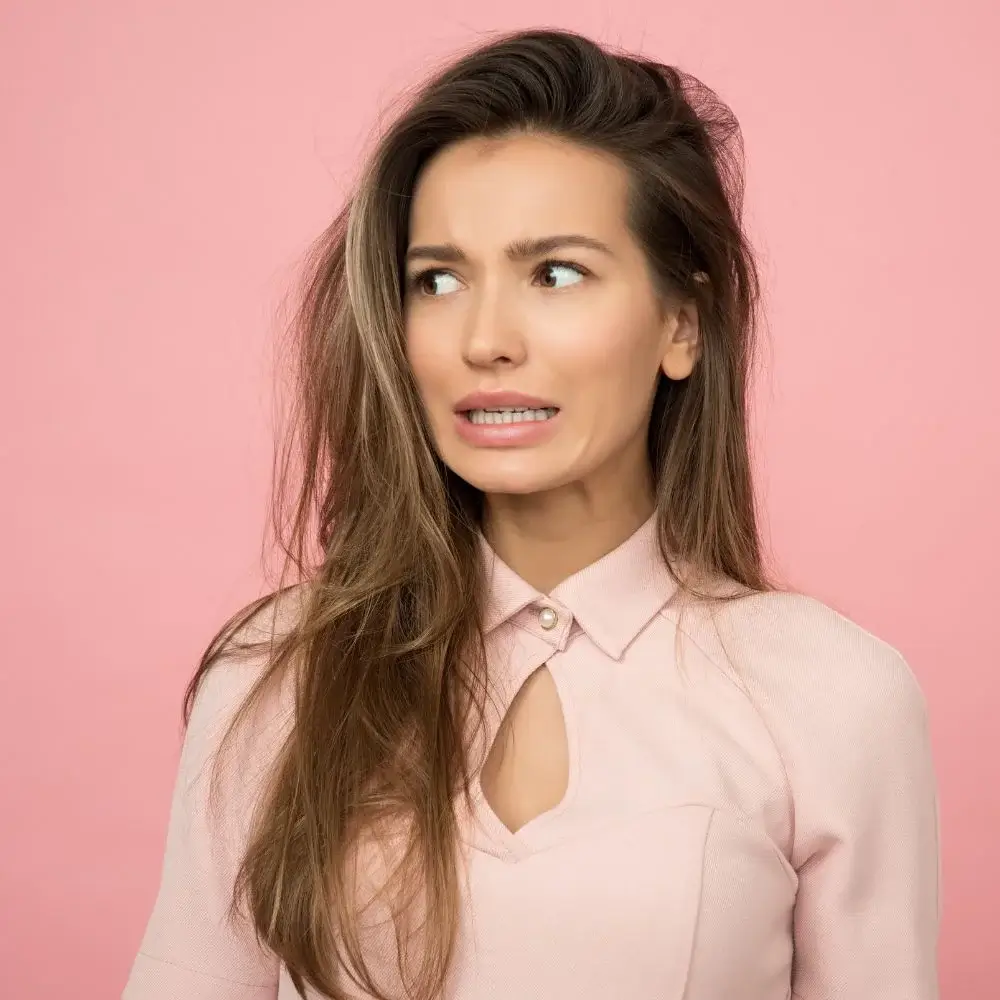 How can I use a lightning spray to protect my hair from damage?
