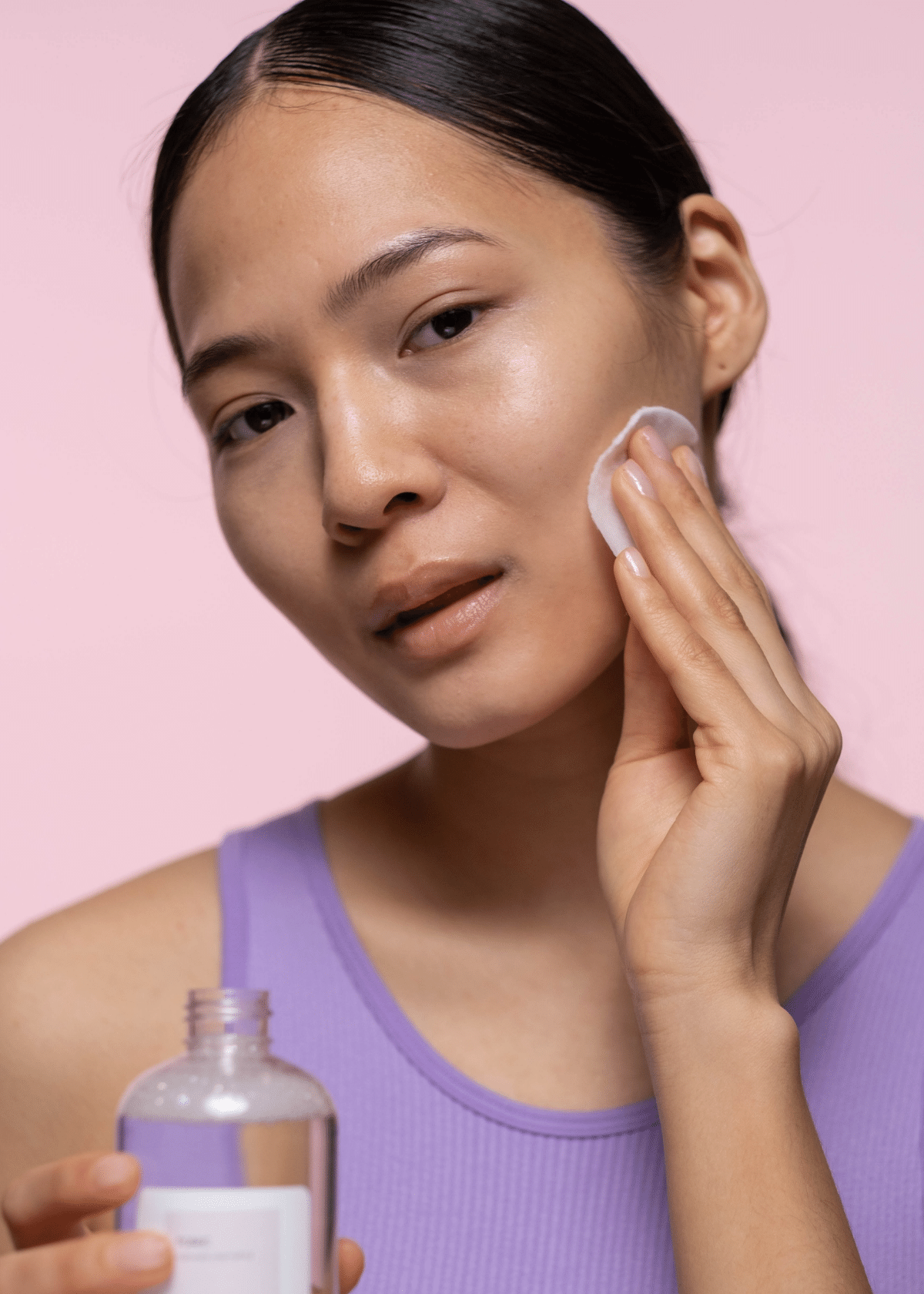 The Answer to Whether Toner is Good for Acne