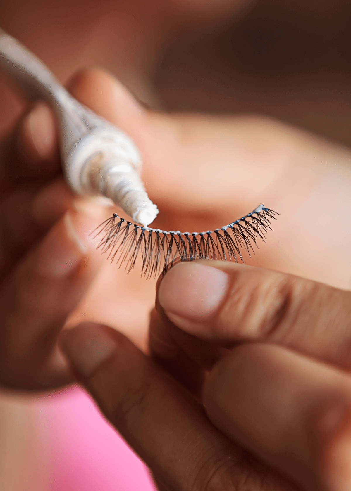 Best eyelash glue