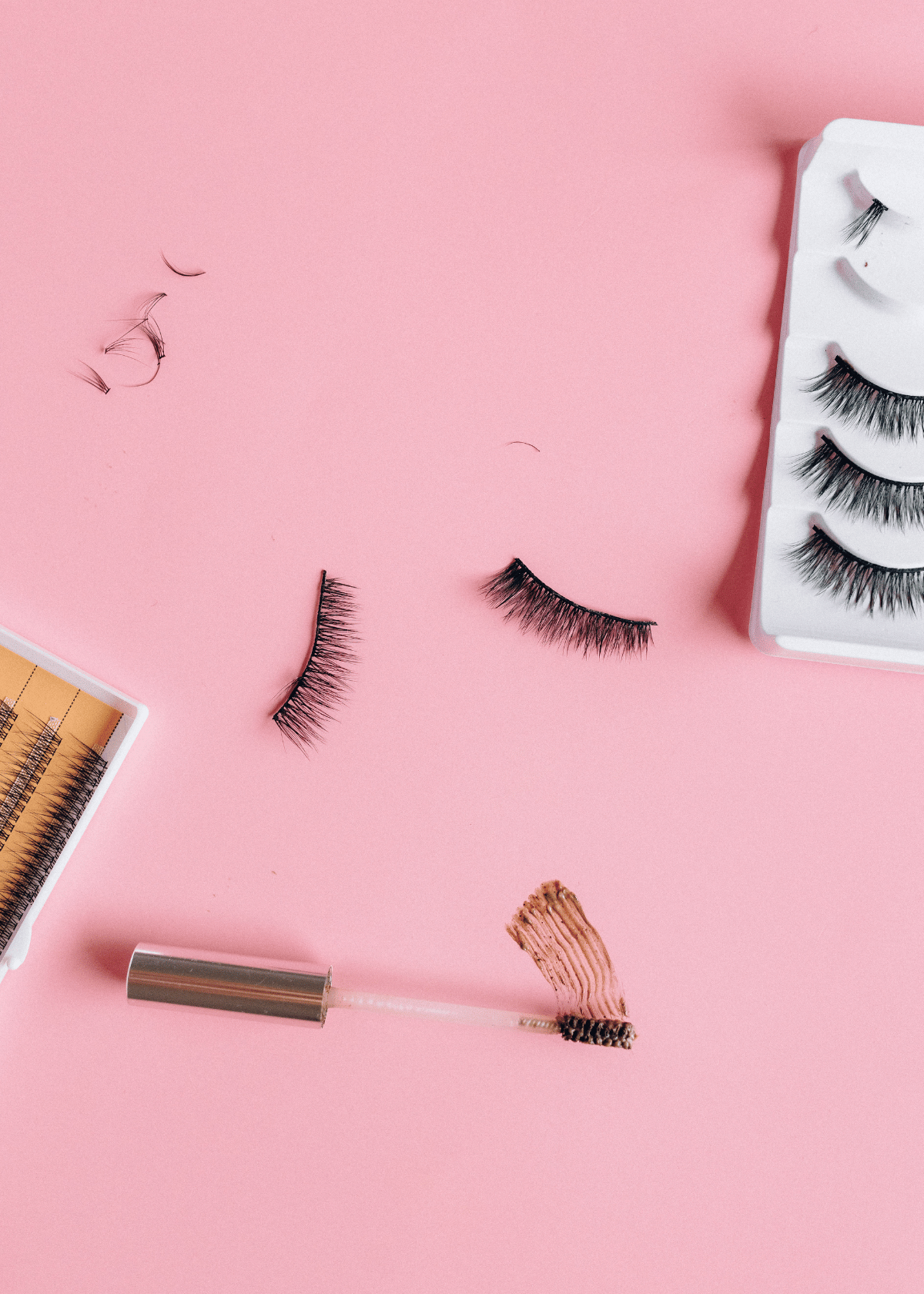 The Pros and Cons of Brown Mascara