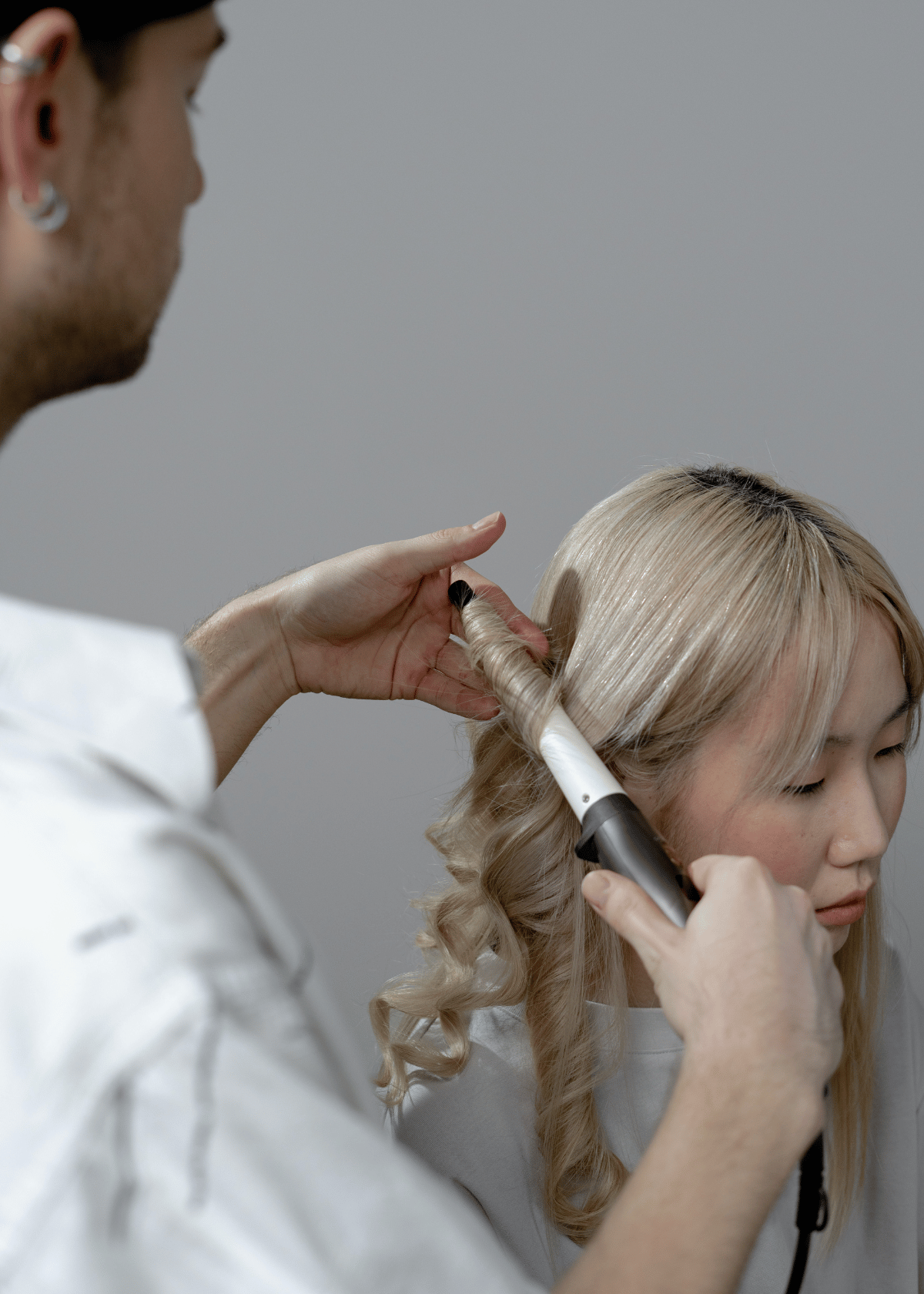 How to Find the Right Curling Iron for Fine Hair 