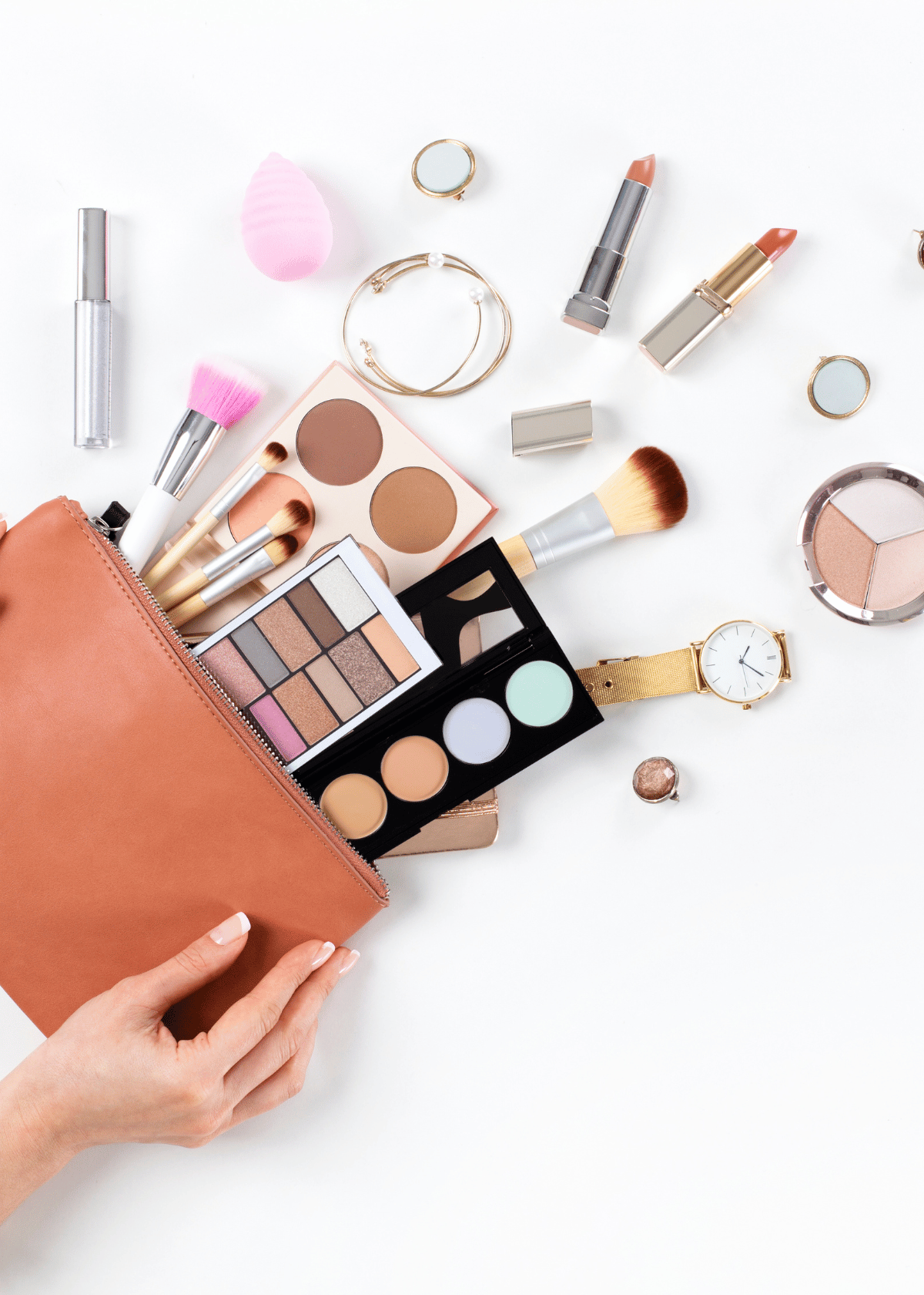 How To Choose The Perfect Makeup Bag 