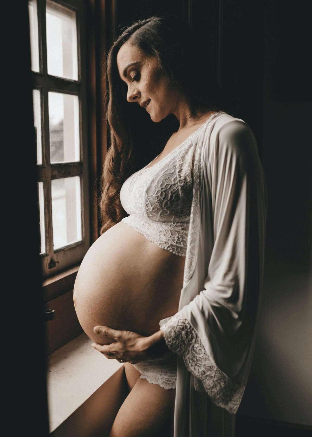 The Best Oils For Pregnancy Stretch Marks