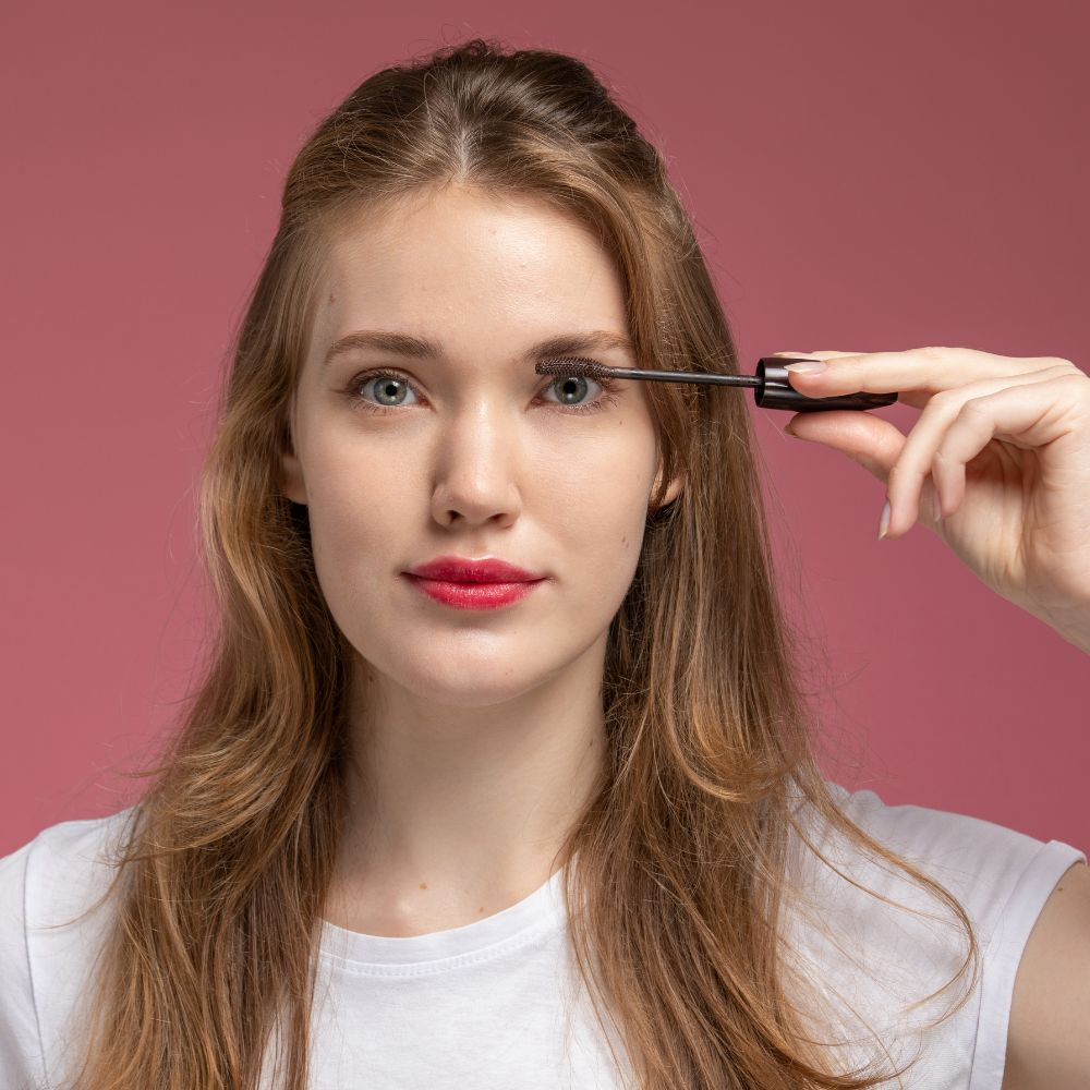 How to Choose The Right Eyebrow Brush?